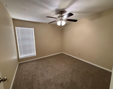 3416 Avenue P - Photo Thumbnail 13