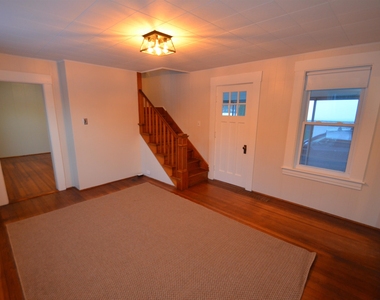 410 Wallace - Photo Thumbnail 12