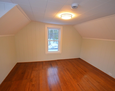 410 Wallace - Photo Thumbnail 23