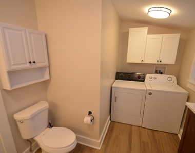 410 Wallace - Photo Thumbnail 21