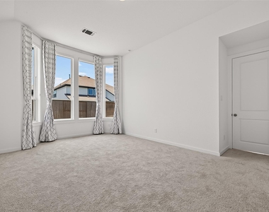 5802 N Reef Ridge Drive - Photo Thumbnail 37