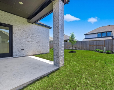 5802 N Reef Ridge Drive - Photo Thumbnail 46