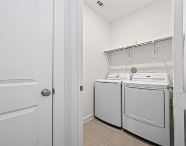 5802 N Reef Ridge Drive - Photo Thumbnail 26