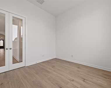 5802 N Reef Ridge Drive - Photo Thumbnail 34