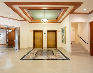2080 W 1st Street - Photo Thumbnail 23