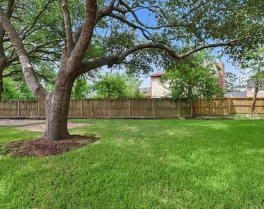2119 Barr Street - Photo Thumbnail 10