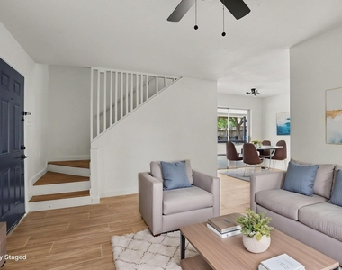 2119 Barr Street - Photo Thumbnail 3