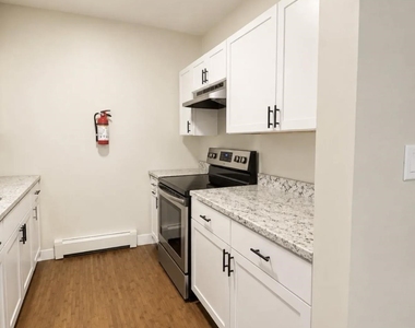 408 Central - Photo Thumbnail 5