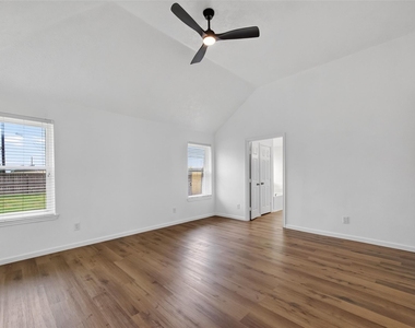 7403 Oak Walk Drive - Photo Thumbnail 30