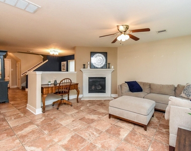 10735 Cobblecreek Way - Photo Thumbnail 7