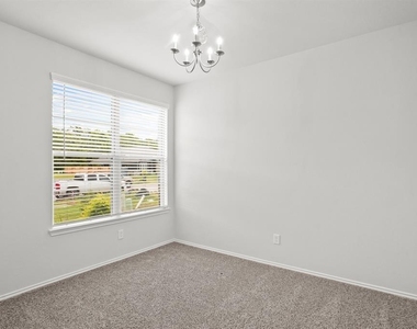 8414 Red Shiner Way - Photo Thumbnail 14