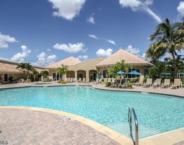 13900 Southampton Drive - Photo Thumbnail 24