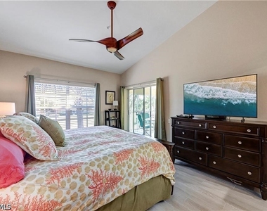 13900 Southampton Drive - Photo Thumbnail 11