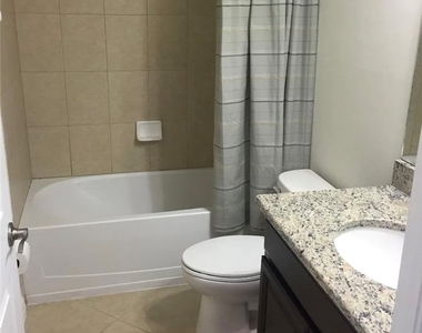 23550 Alamanda Drive - Photo Thumbnail 11