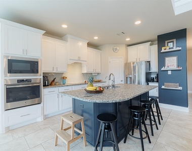 3530 Auburn Creek Circle - Photo Thumbnail 10