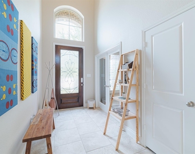 3530 Auburn Creek Circle - Photo Thumbnail 2