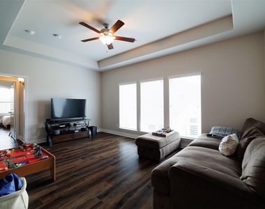 3530 Auburn Creek Circle - Photo Thumbnail 20