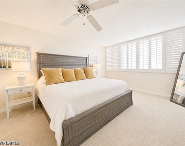 5601 Turtle Bay Drive - Photo Thumbnail 15
