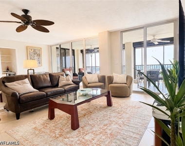 5601 Turtle Bay Drive - Photo Thumbnail 10