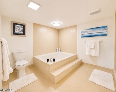 5601 Turtle Bay Drive - Photo Thumbnail 19