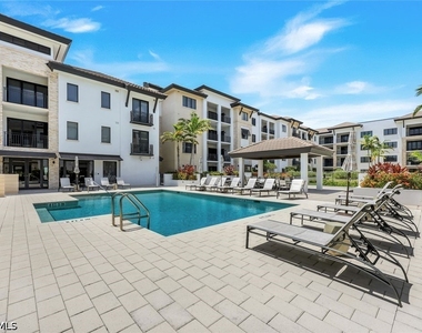 1135 3rd Avenue S - Photo Thumbnail 26
