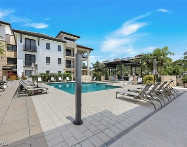 1135 3rd Avenue S - Photo Thumbnail 27