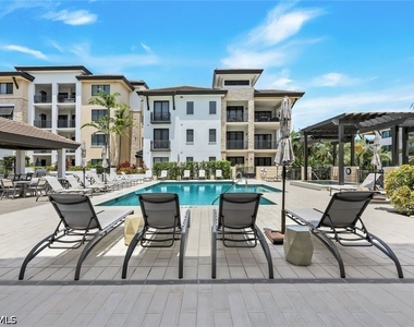 1135 3rd Avenue S - Photo Thumbnail 23