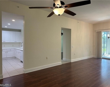 9202 Museo Circle - Photo Thumbnail 11