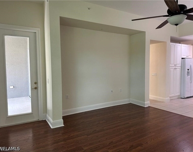 9202 Museo Circle - Photo Thumbnail 7