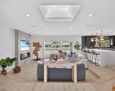 2341 Mayfield Court - Photo Thumbnail 2