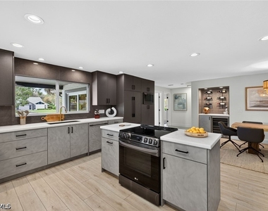 2341 Mayfield Court - Photo Thumbnail 9