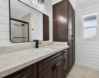 2341 Mayfield Court - Photo Thumbnail 25