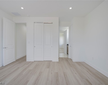 4775 Quercia Drive - Photo Thumbnail 33
