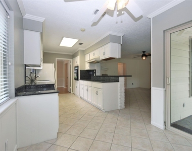 2315 Eaglerock - Photo Thumbnail 8