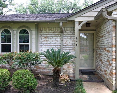 2315 Eaglerock - Photo Thumbnail 2
