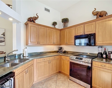 2860 Citrus Lake Drive - Photo Thumbnail 9