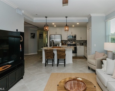 15835 Green Acres Avenue - Photo Thumbnail 5