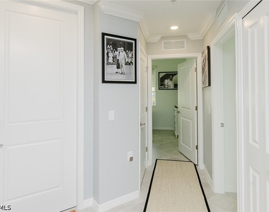 15835 Green Acres Avenue - Photo Thumbnail 34