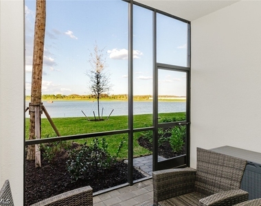 15835 Green Acres Avenue - Photo Thumbnail 2