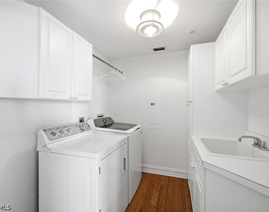 60 Seagate Drive - Photo Thumbnail 28