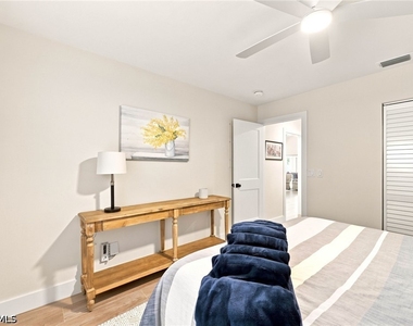 2604 Sailors Way - Photo Thumbnail 24