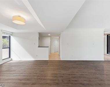 4551 Gulf Shore Boulevard N - Photo Thumbnail 13