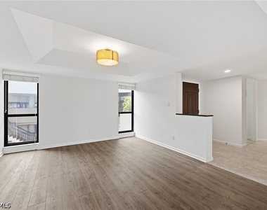 4551 Gulf Shore Boulevard N - Photo Thumbnail 10