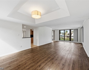 4551 Gulf Shore Boulevard N - Photo Thumbnail 12