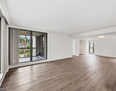 4551 Gulf Shore Boulevard N - Photo Thumbnail 16