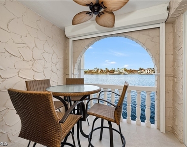 4000 Gulf Shore Boulevard N - Photo Thumbnail 18