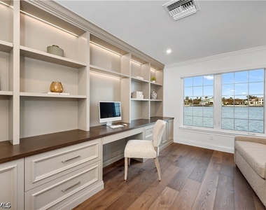 4000 Gulf Shore Boulevard N - Photo Thumbnail 16