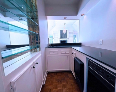 19 Windermere Lane - Photo Thumbnail 17