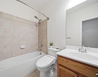 128 Wesmont - Photo Thumbnail 17