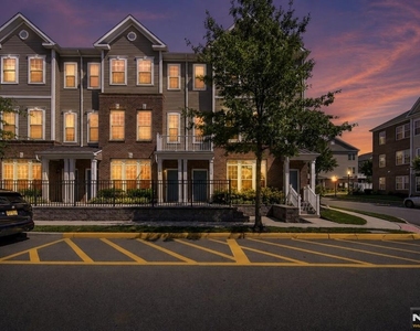 128 Wesmont - Photo Thumbnail 1